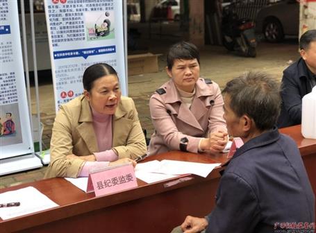 每一本卷宗都是漂亮答案——記廣西勤廉榜樣、梧州市紀(jì)委監(jiān)委第五監(jiān)督檢查室主任李世群