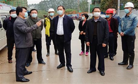 韋朝永：全力推進(jìn)項目進(jìn)度  確保民生工程按時交付