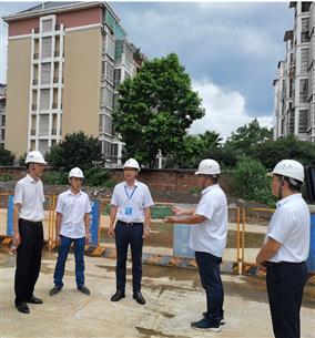 歐志永到冶建公司祥云江山悅項(xiàng)目開展2022年上半年質(zhì)量安全綜合大檢查